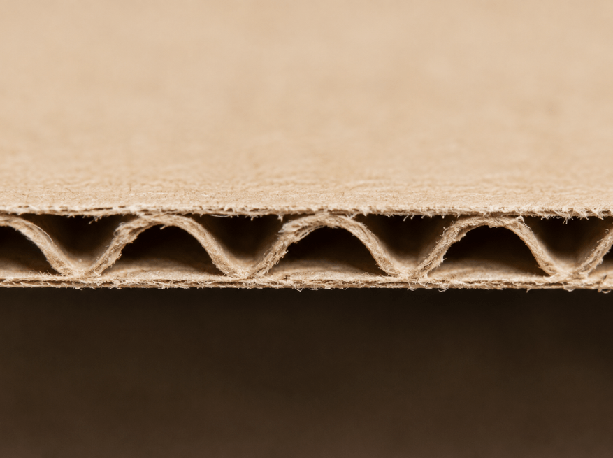 Estructura técnica de envases microcorrugados para delivery que previene el colapso del cartón.